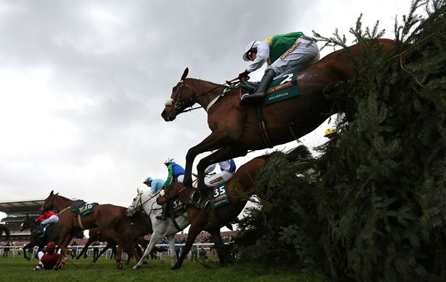 Buy Grand National Horse Racing Tickets Buy Grand National Horse Racing Tickets